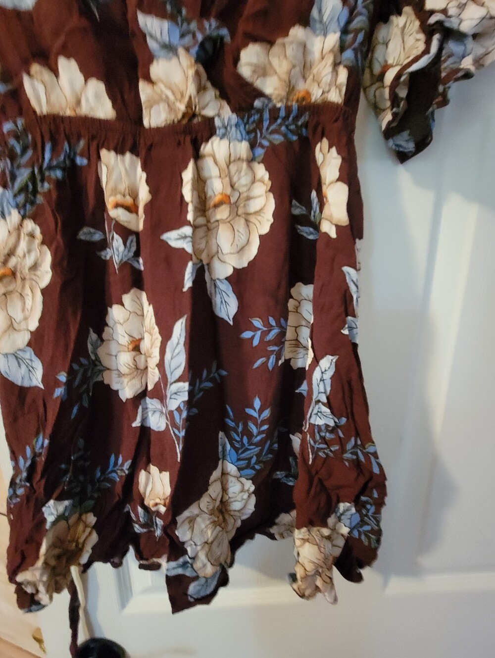 Dress - Picture 2 of 4